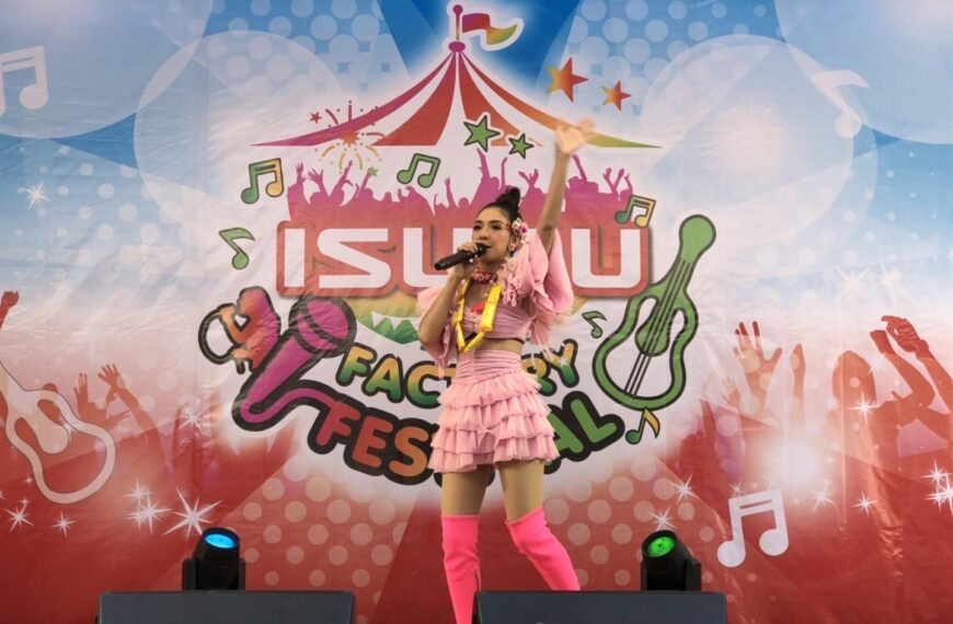 “เบลล่า อนุร็อค” ปลื้มกระแสตอบรับ แฟคทอรี่ทัวร์ สุดปัง คิวยาวยันสิ้นปี